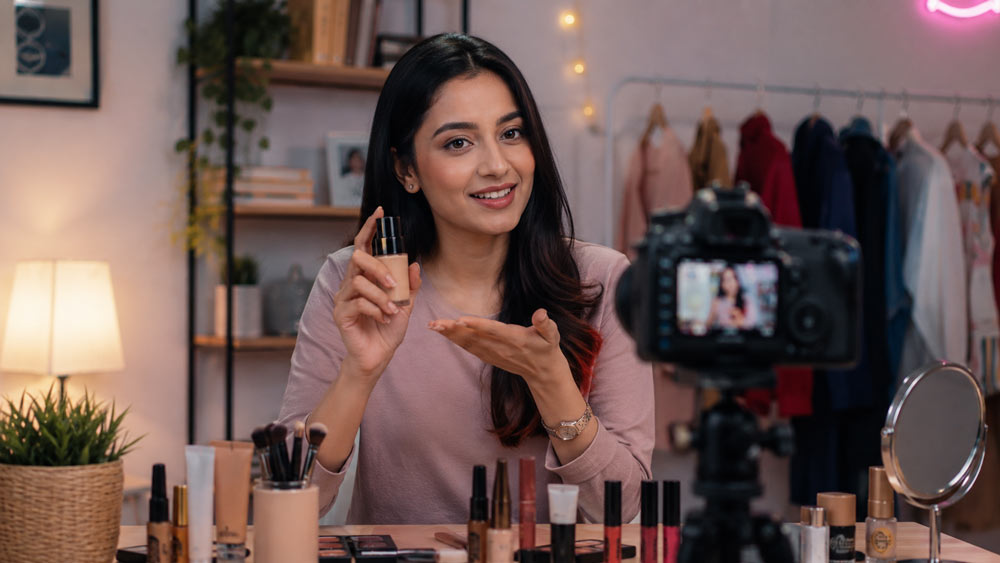 Micro influencers vs macro influencers India engagement comparison